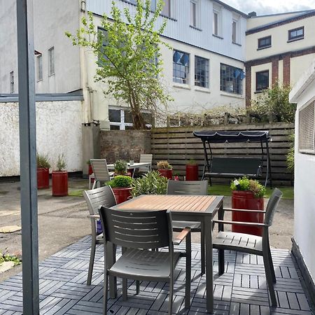 Urban Stay Hamburg - Apartments Mitten Im Herzen Von Ottensen Exteriör bild